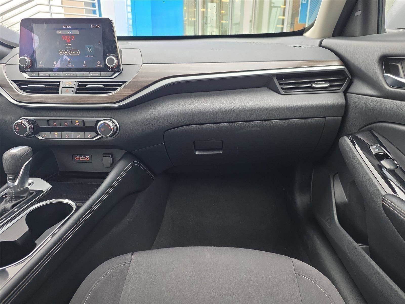 Used 2023 Nissan Altima 2.5 SV FWD image 30