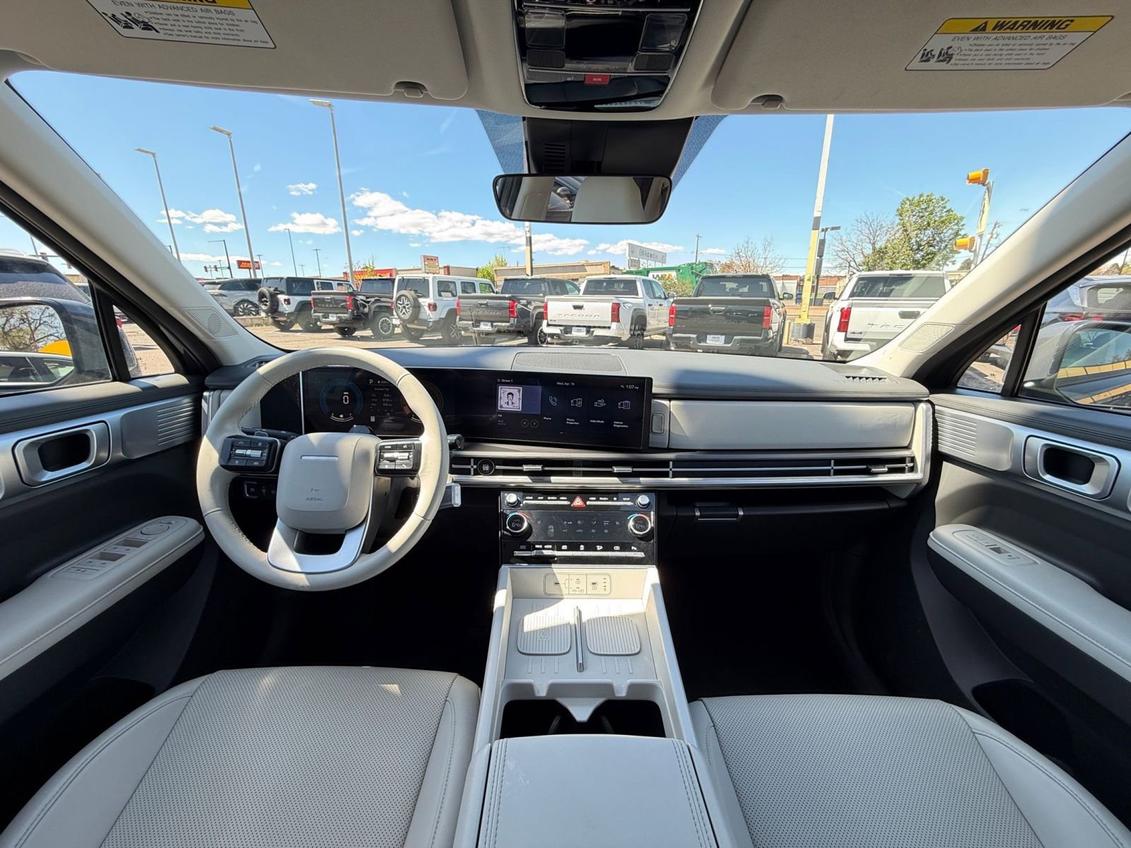 Used 2025 Hyundai Santa Fe SEL image 35