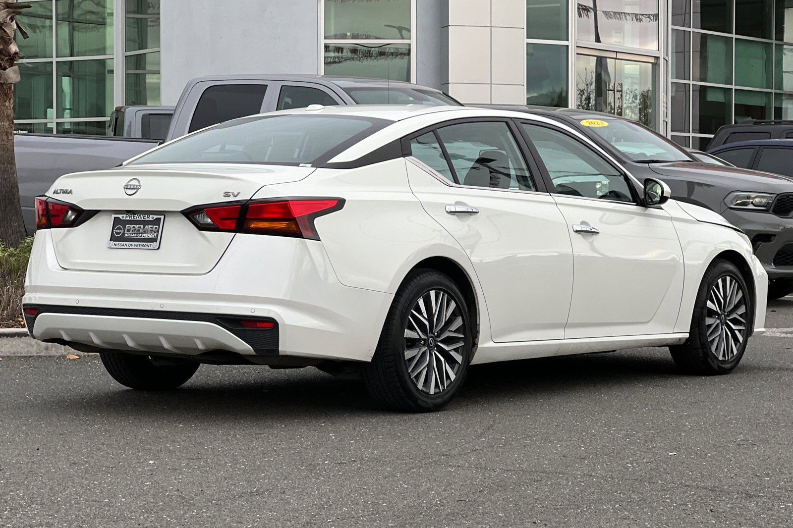 Certified 2023 Nissan Altima 2.5 SV image 4