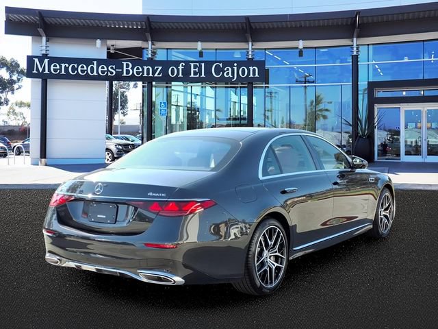 New 2027 Mercedes-Benz S 580 4MATIC Sedan image 3