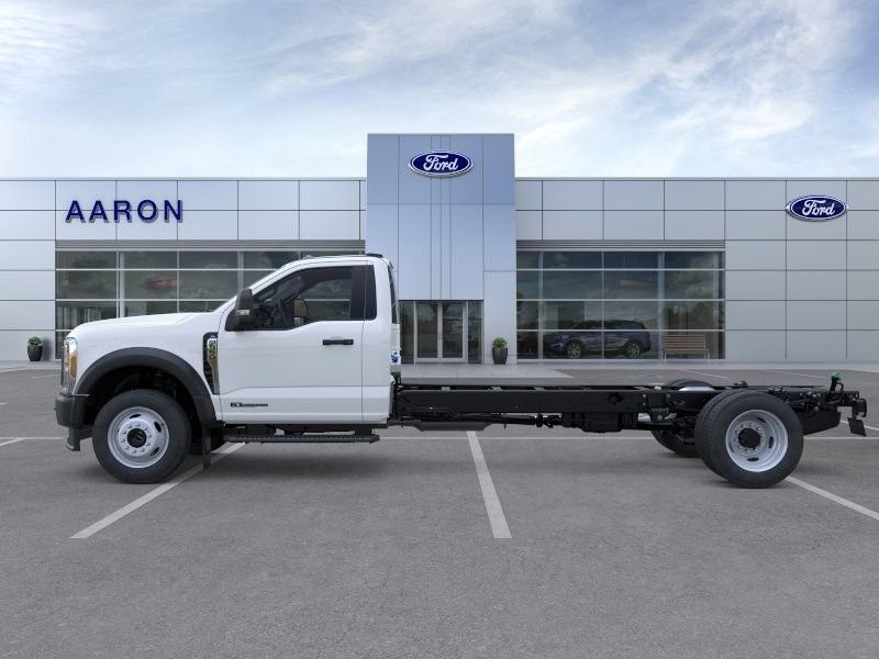 New 2026 Ford F550 4x4 Regular Cab Super Duty image 4