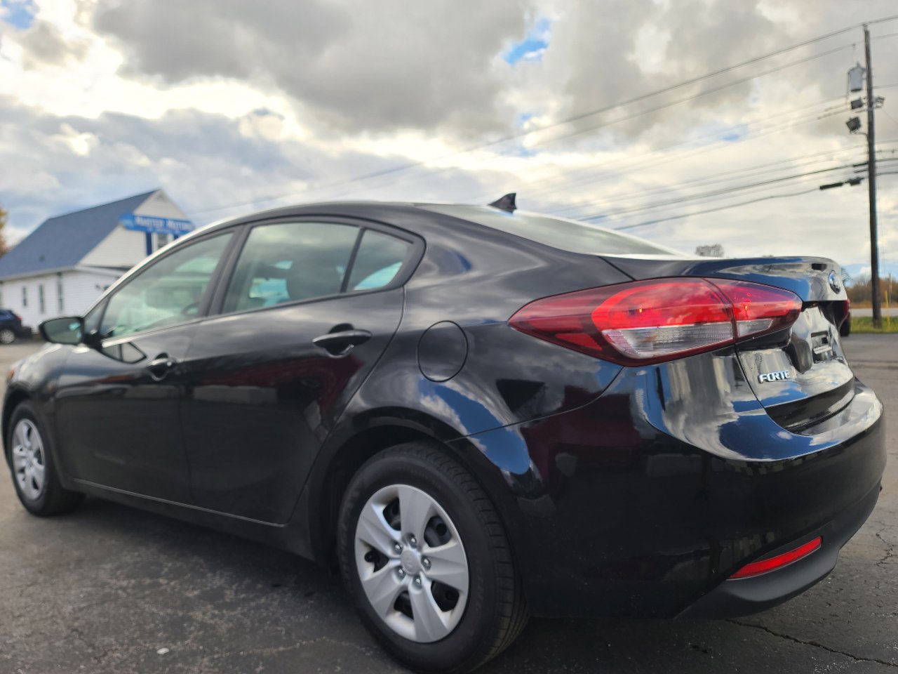 Used 2018 Kia Forte LX w/ LX Rear Camera Package image 6