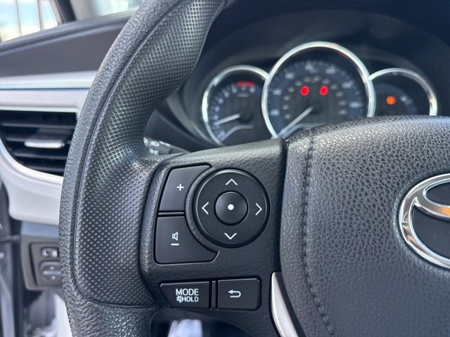Used 2014 Toyota Corolla L image 17