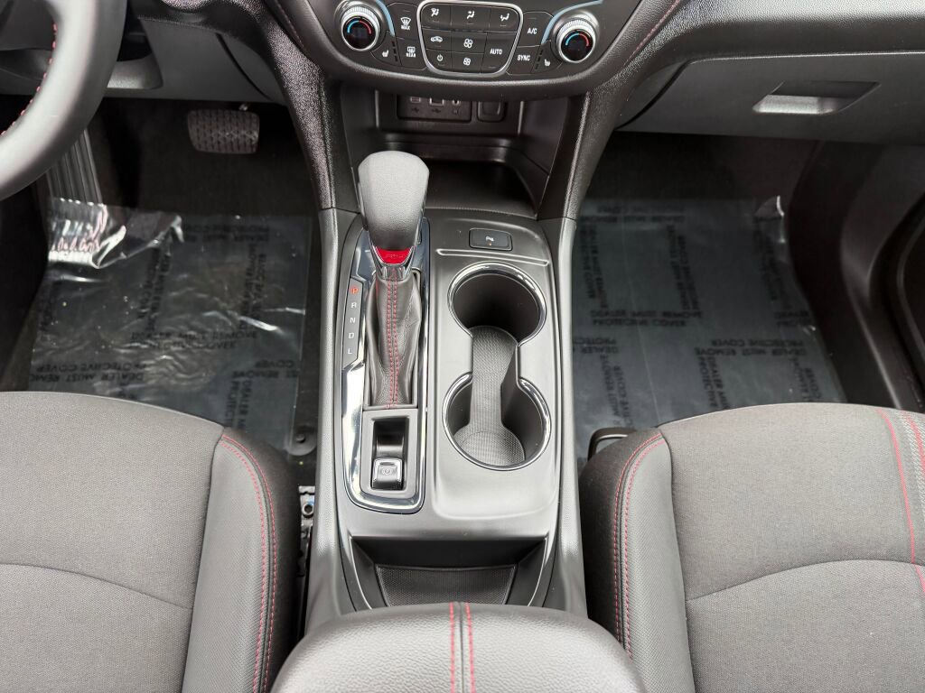 Used 2024 Chevrolet Equinox RS AWD/4WD image 18