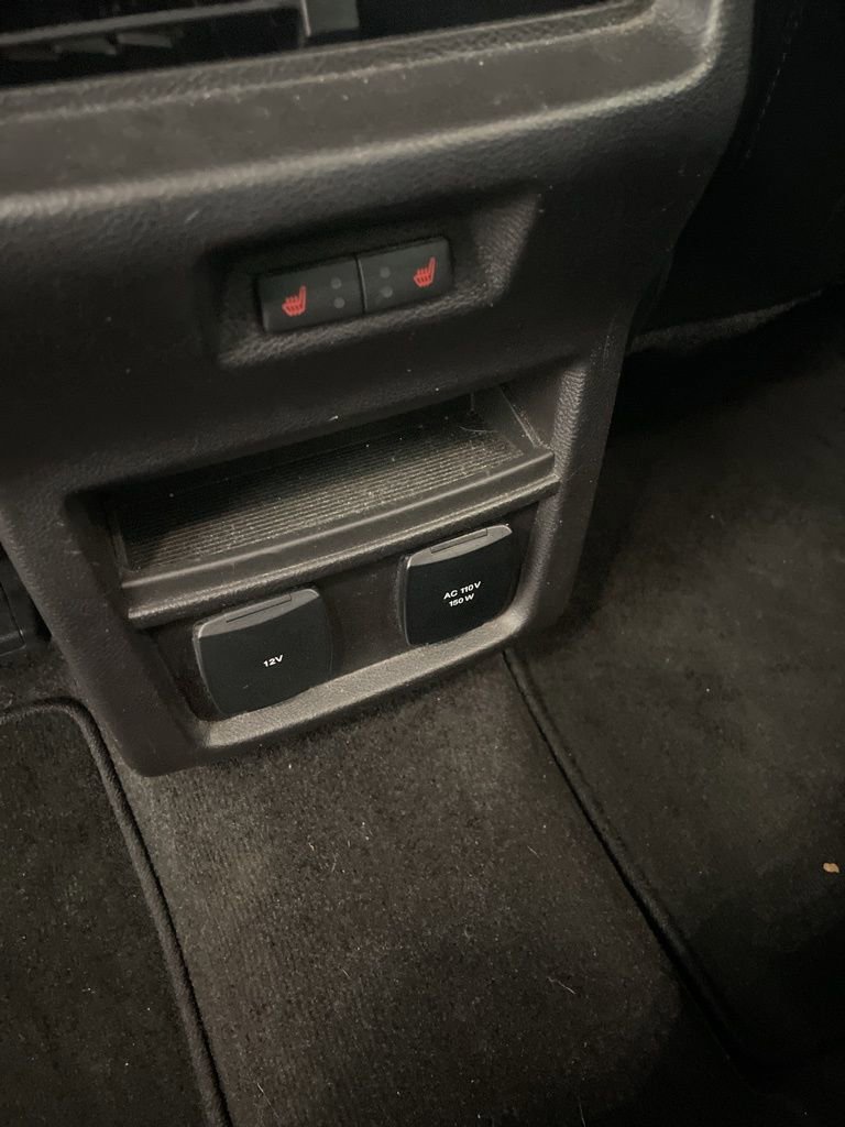 Used 2018 Ford Edge Titanium w/ Equipment Group 301A image 13