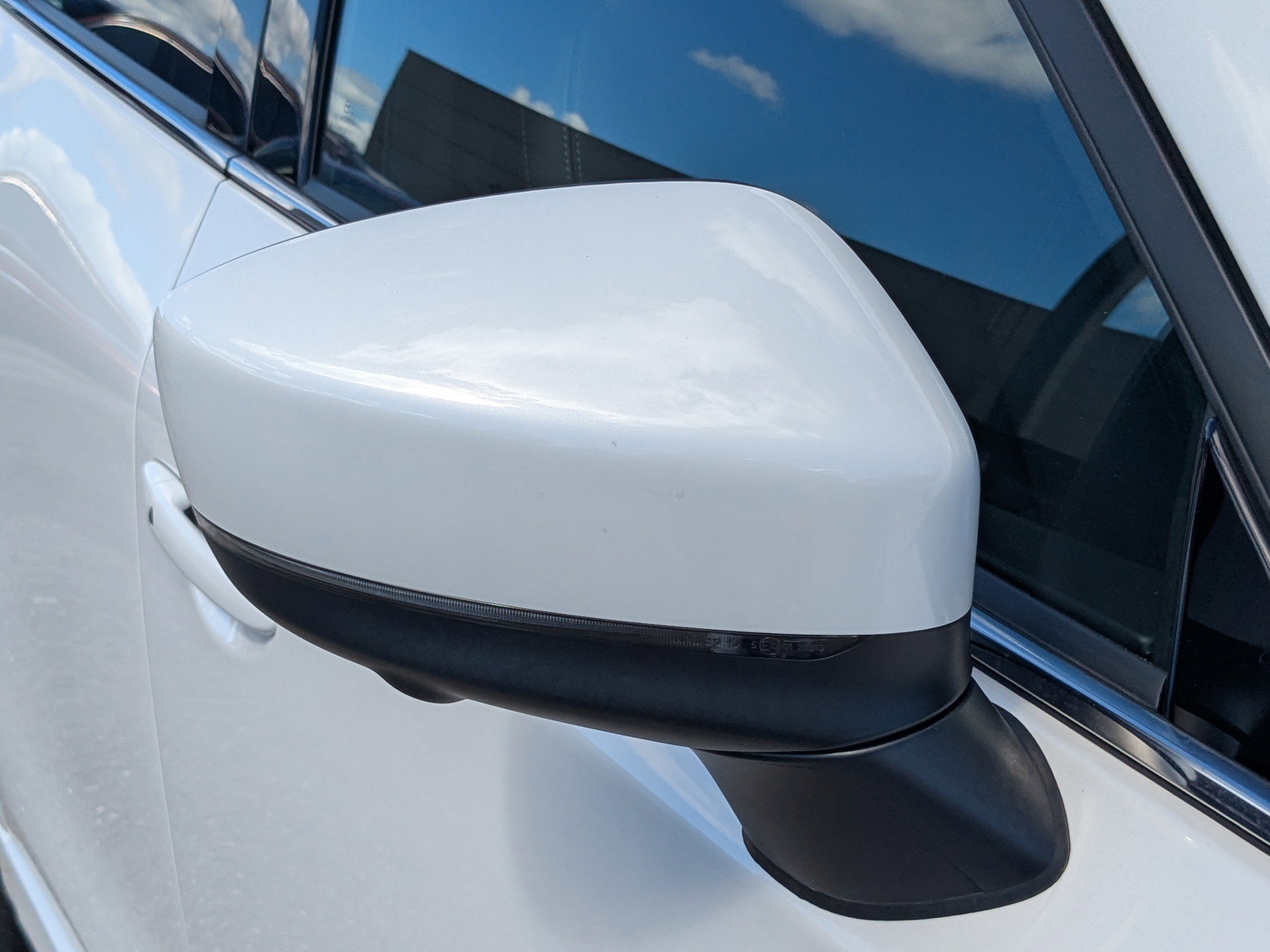 Used 2025 MAZDA CX-5 Signature image 12