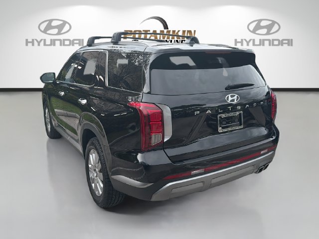 Used 2024 Hyundai Palisade SEL FWD image 7
