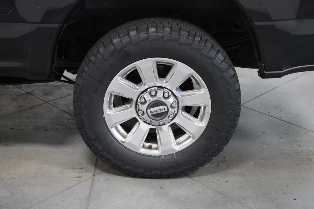 Used 2022 Ford F250 Platinum AWD/4WD image 21