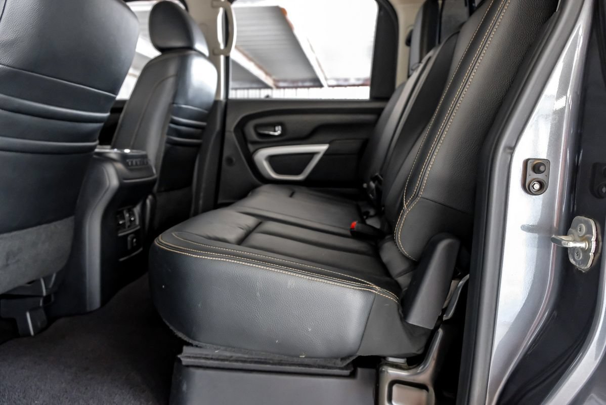 Used 2017 Nissan Titan SL AWD/4WD image 37