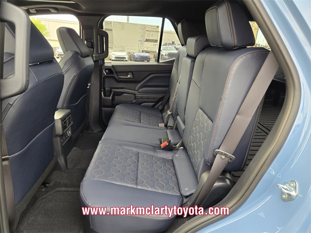 New 2026 Toyota 4Runner Platinum image 8