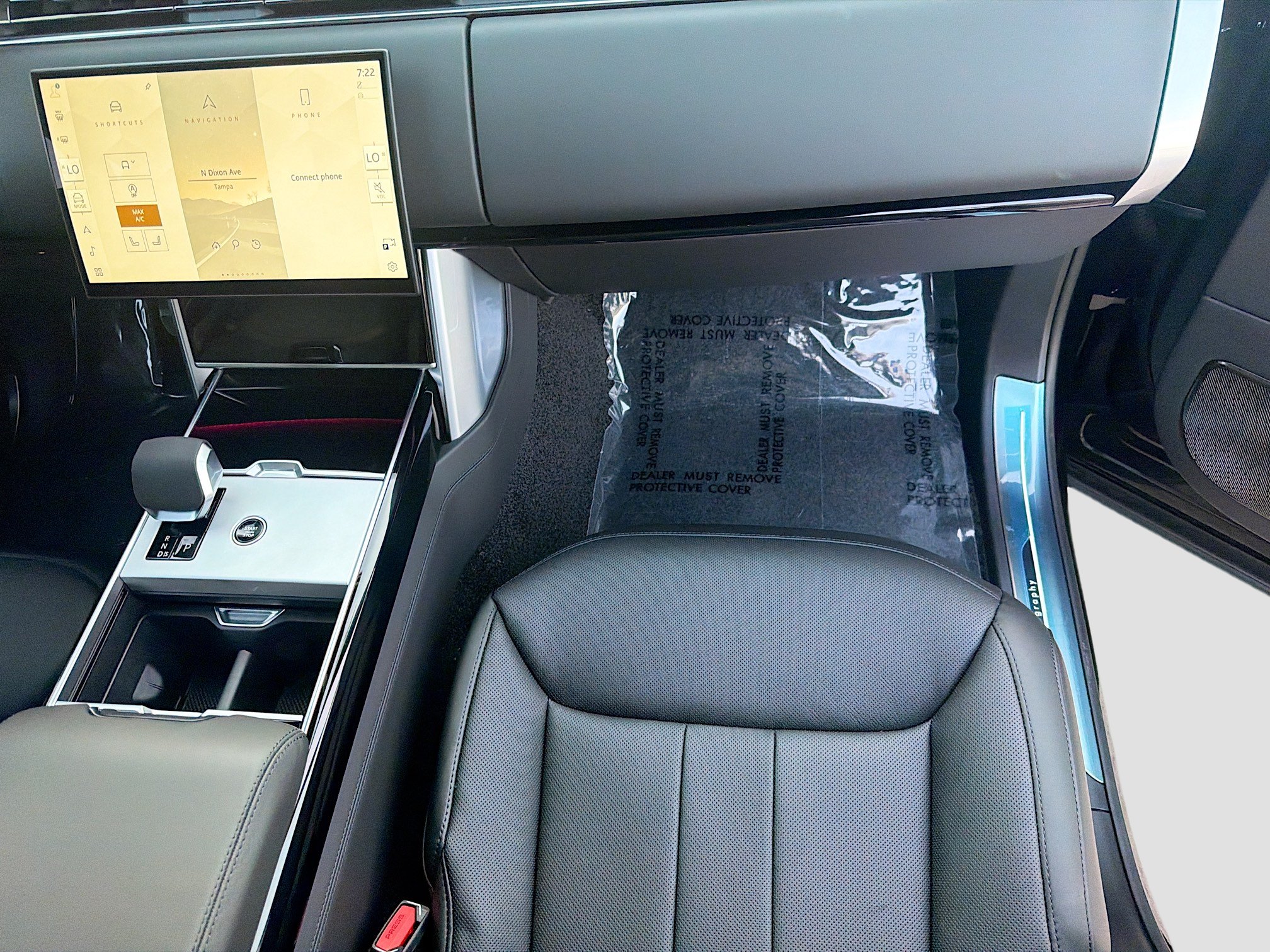 New 2026 Land Rover Range Rover Autobiography AWD/4WD image 18