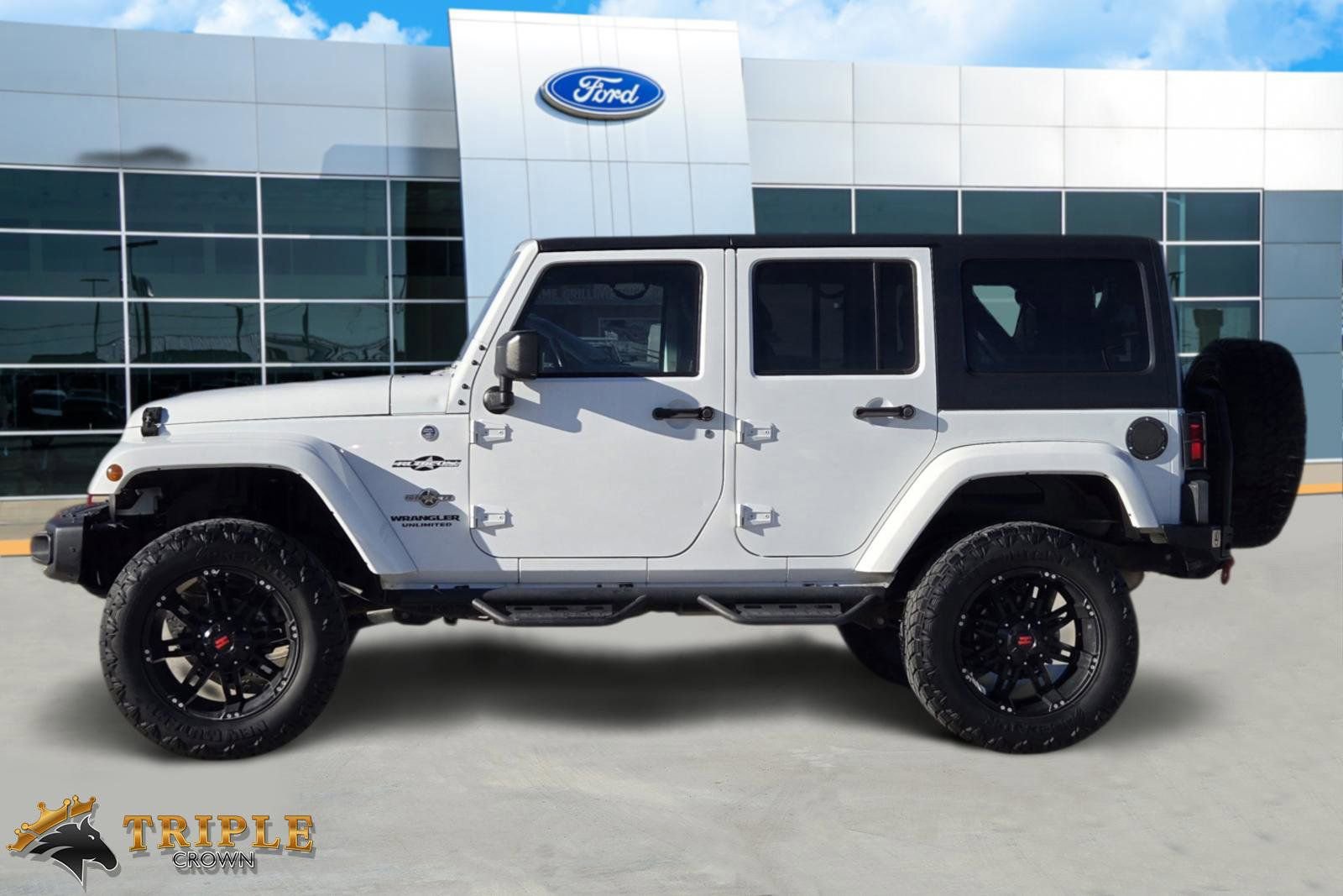 Used 2015 Jeep Wrangler Unlimited Sport image 3
