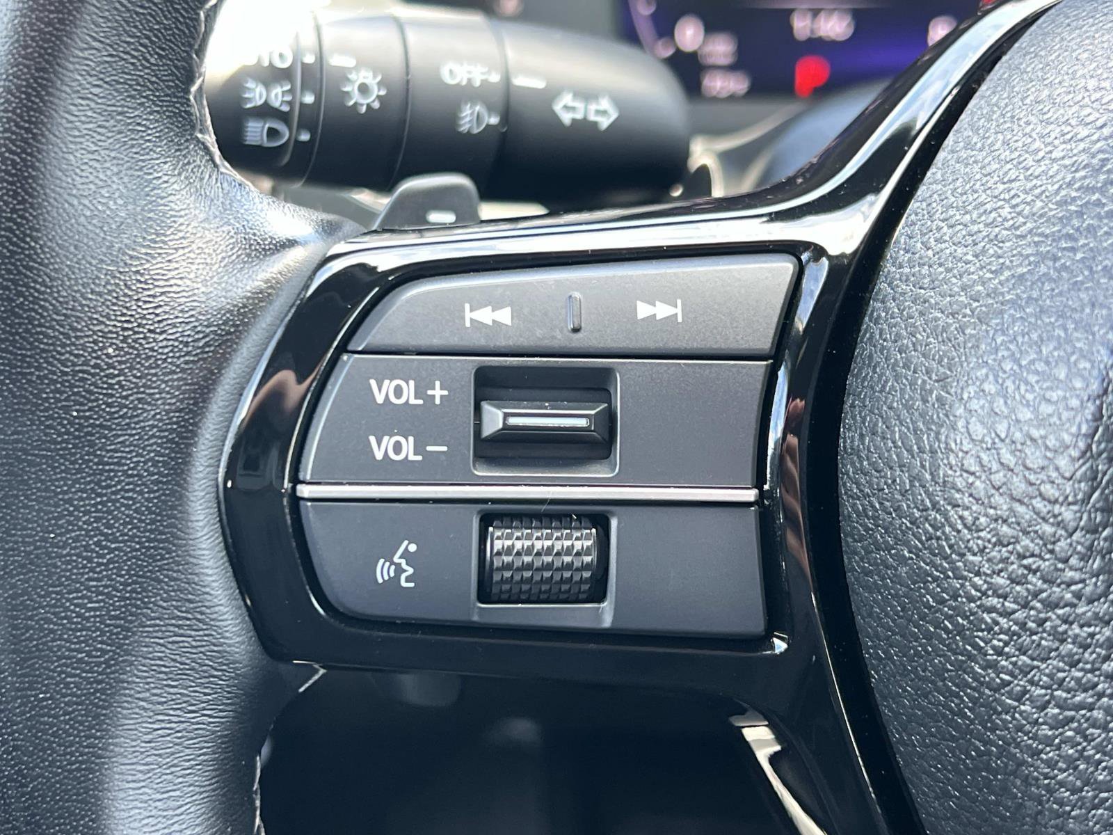 Certified 2022 Honda Civic Sport Touring image 9