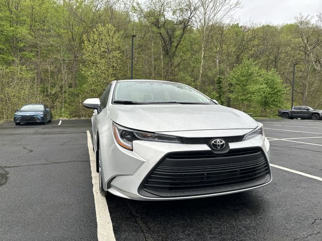 New 2026 Toyota Corolla LE FWD image 11