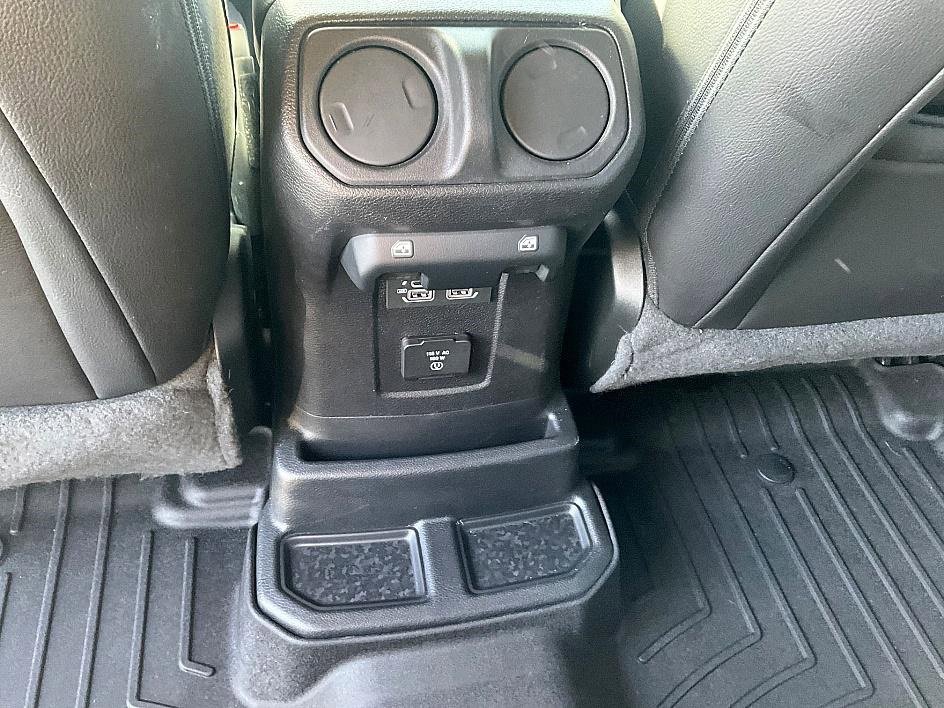 Used 2021 Jeep Wrangler Unlimited Sahara image 27