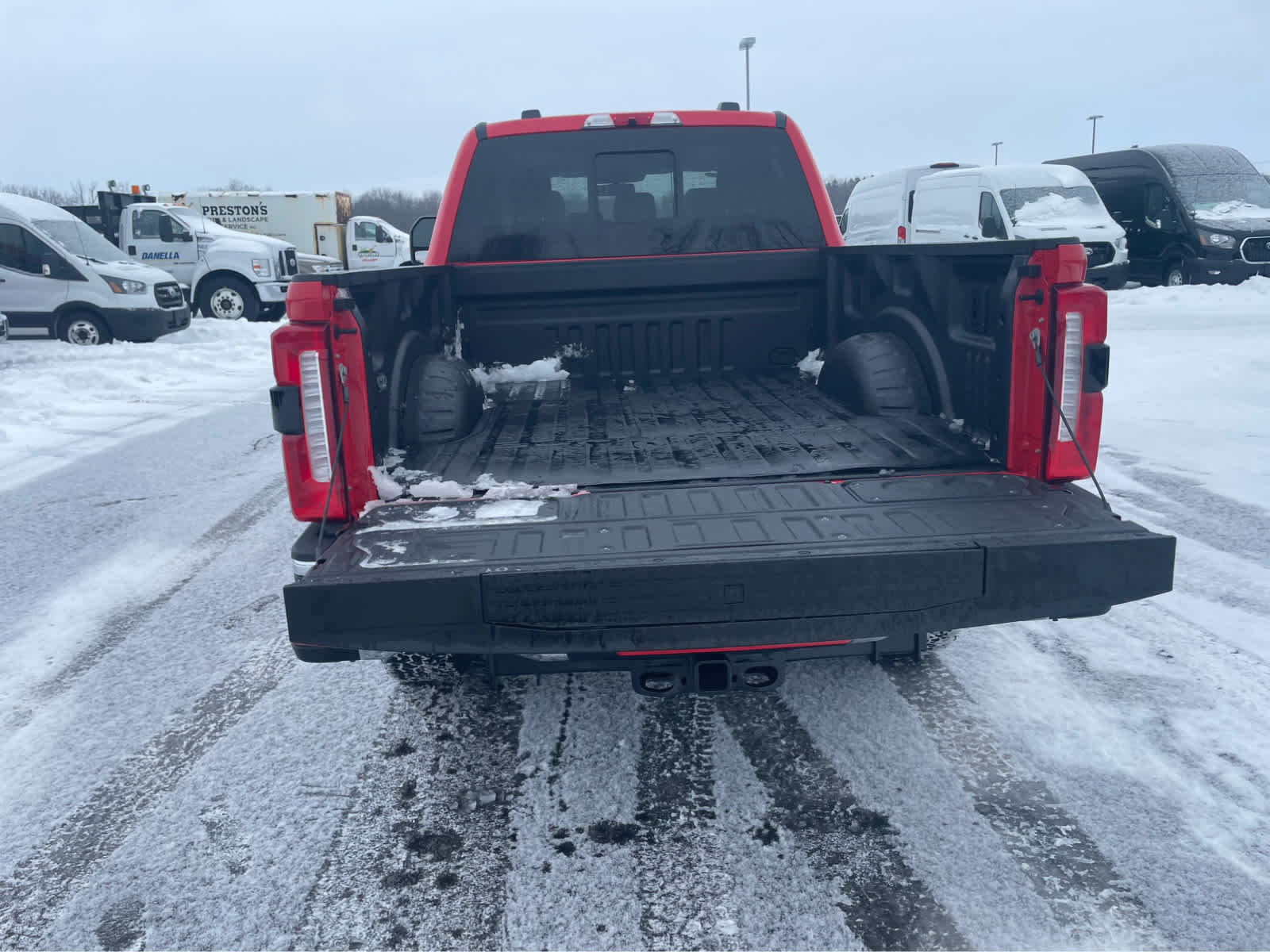 Used 2026 Ford F350 Lariat w/ FX4 Off-Road Package image 11