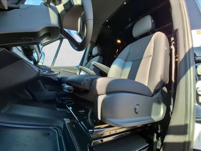 New 2026 Mercedes-Benz Sprinter 2500 image 4