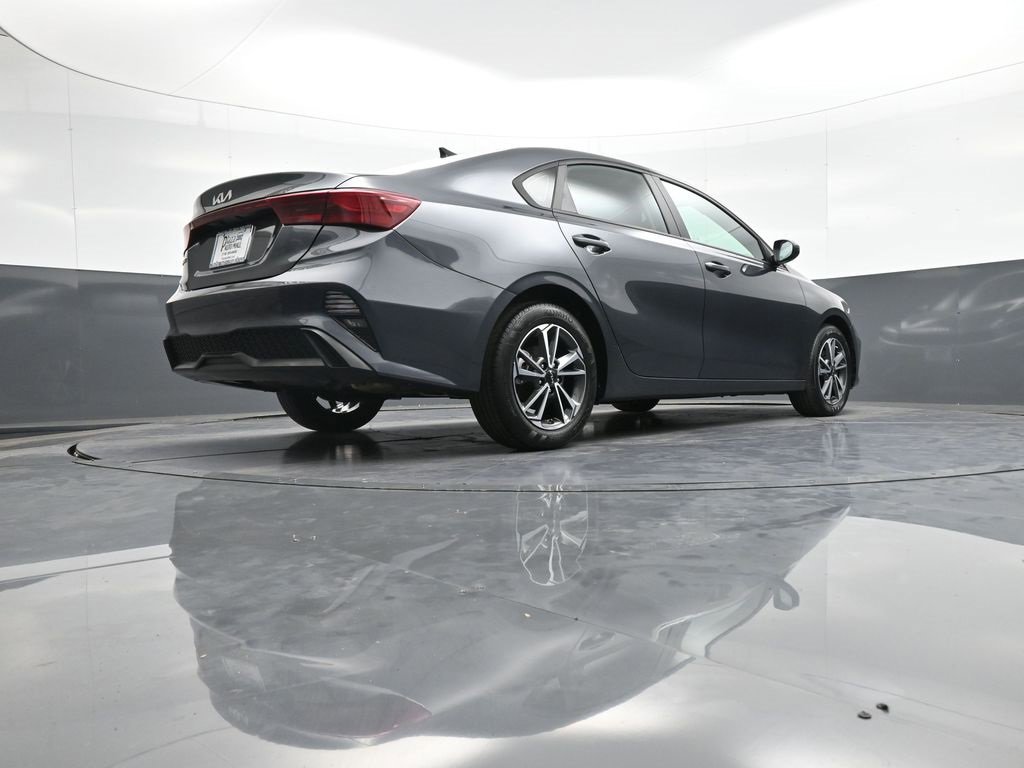 Certified 2022 Kia Forte LXS image 27