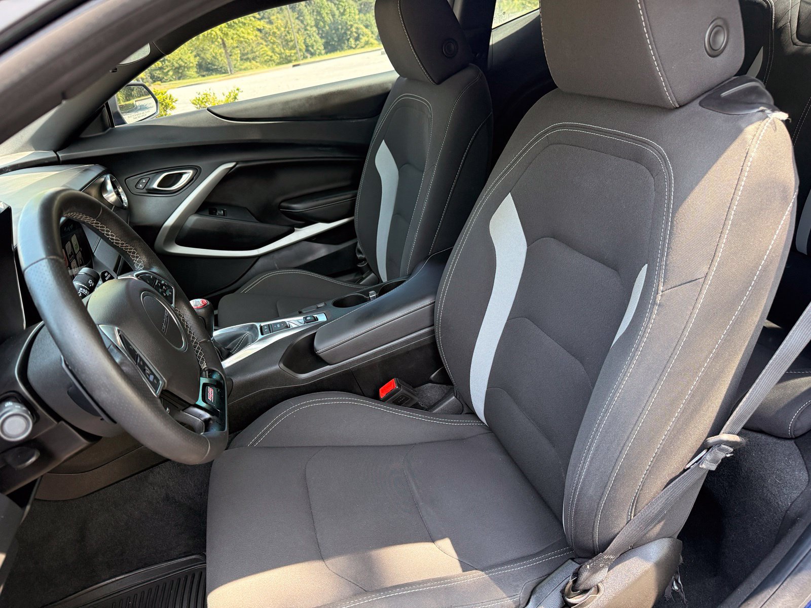 Used 2018 Chevrolet Camaro SS RWD image 35