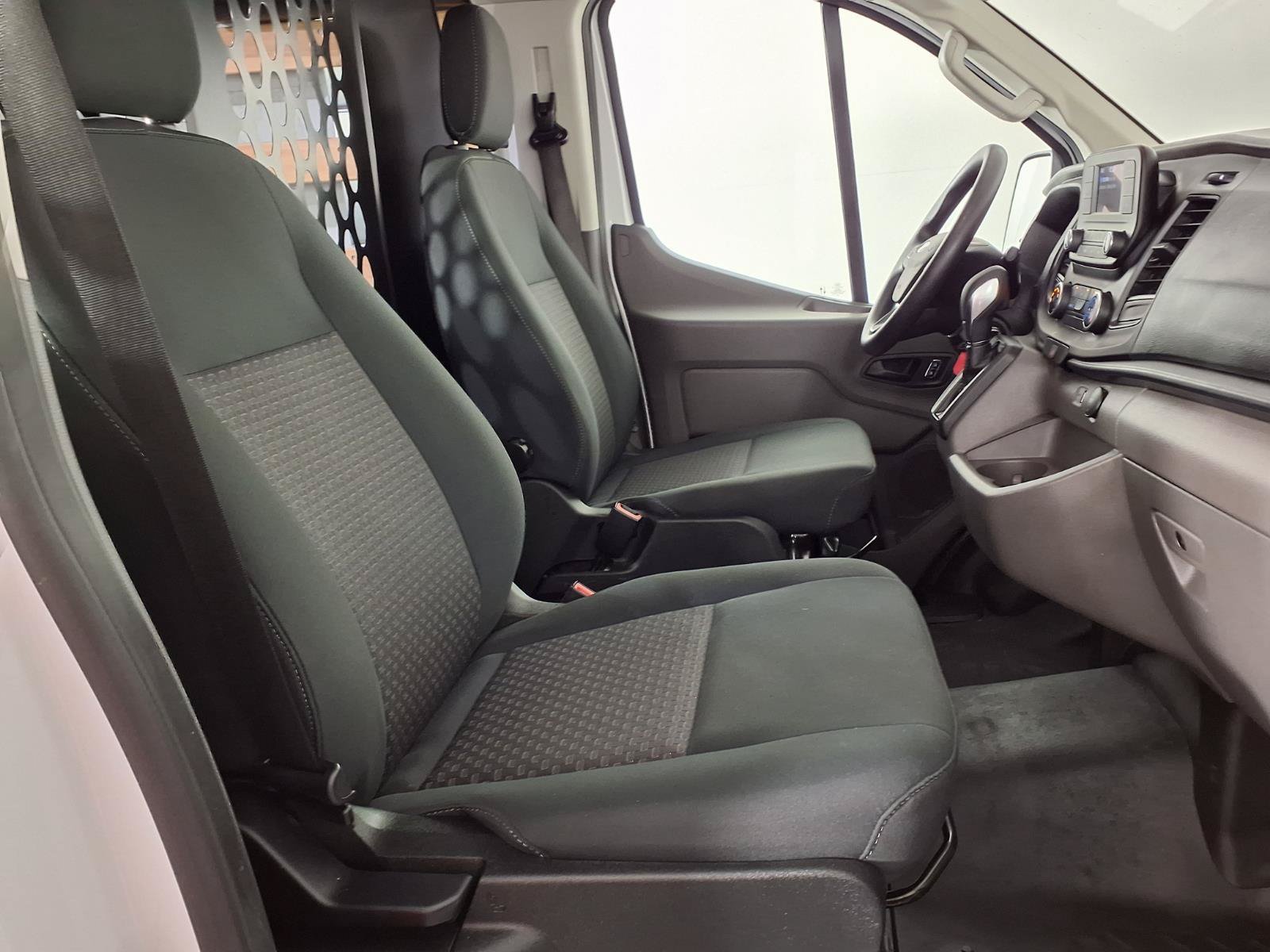 Used 2025 Ford Transit 250 Low Roof w/ Exterior Upgrade Package RWD image 9