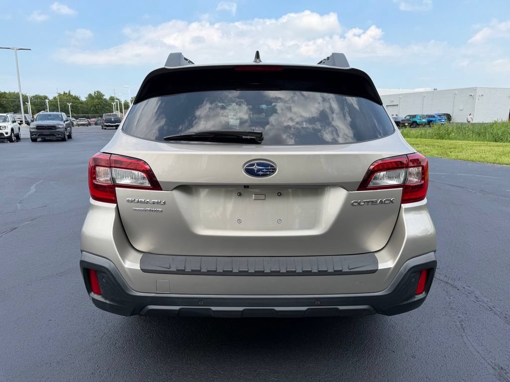 Used 2019 Subaru Outback 2.5i Limited AWD/4WD image 6