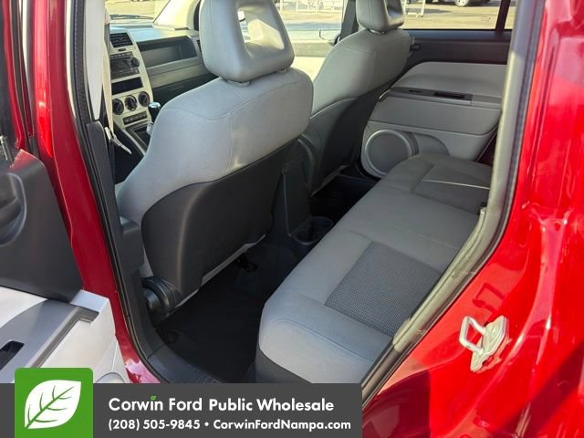 Used 2007 Jeep Compass Sport FWD image 26