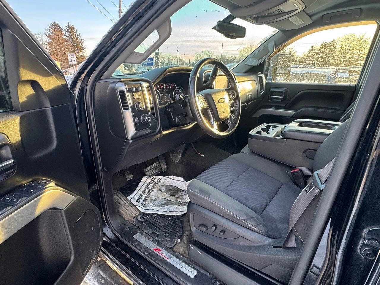 Used 2015 Chevrolet Silverado 2500 LT w/ LT Convenience Package image 5