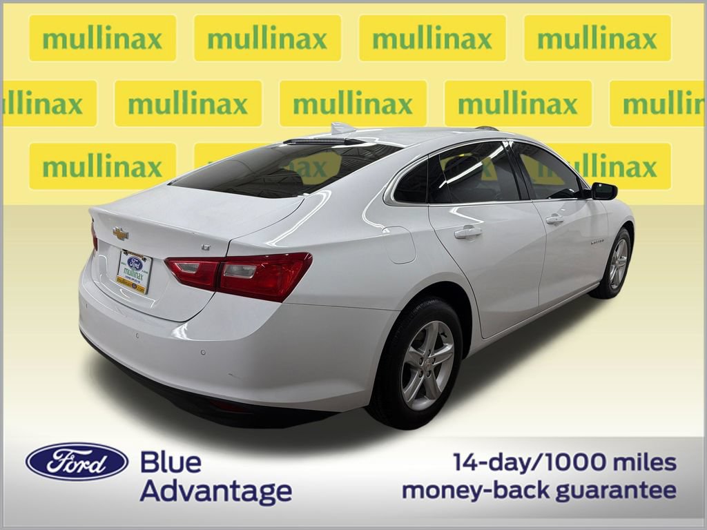 Used 2024 Chevrolet Malibu LT FWD image 3