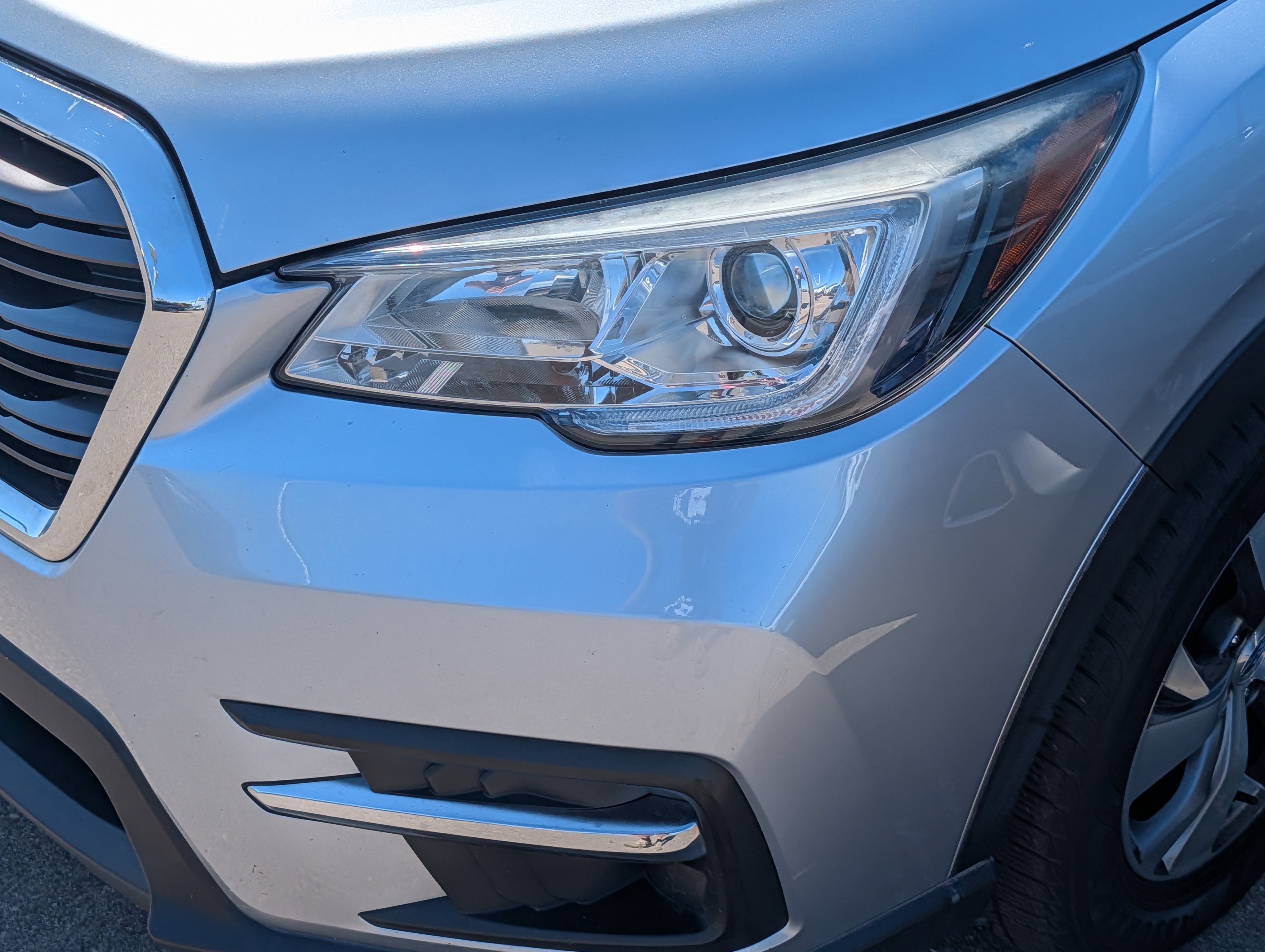 Used 2019 Subaru Ascent Premium AWD/4WD image 16