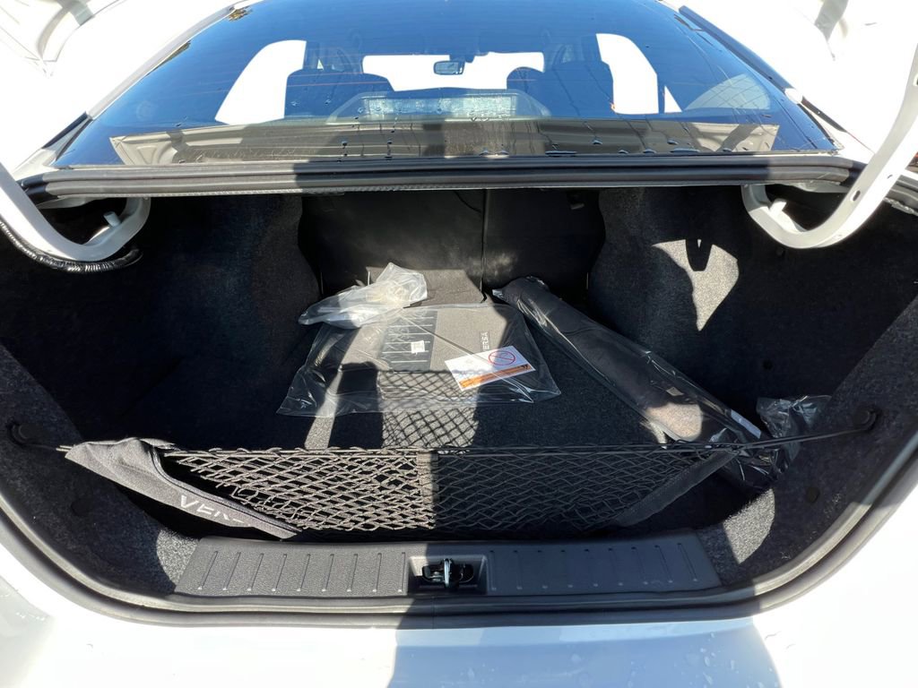 Certified 2025 Nissan Versa SR w/ Trunk Package image 11