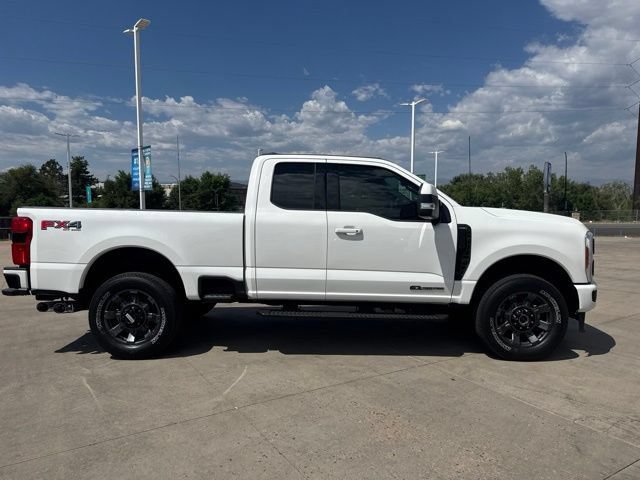Used 2023 Ford F350 Lariat w/ Sport Appearance Package AWD/4WD image 4