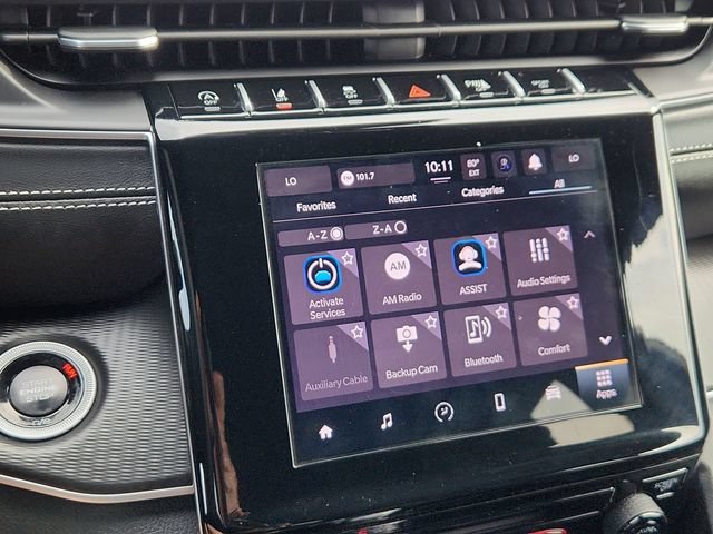 Used 2025 Jeep Grand Cherokee Laredo AWD/4WD image 40