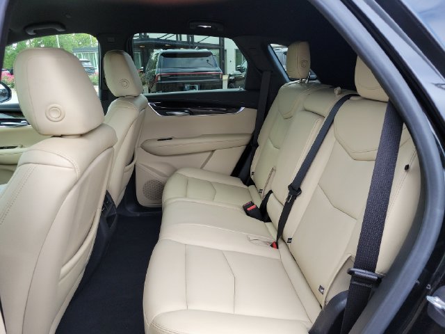 Used 2019 Cadillac XT5 FWD image 21