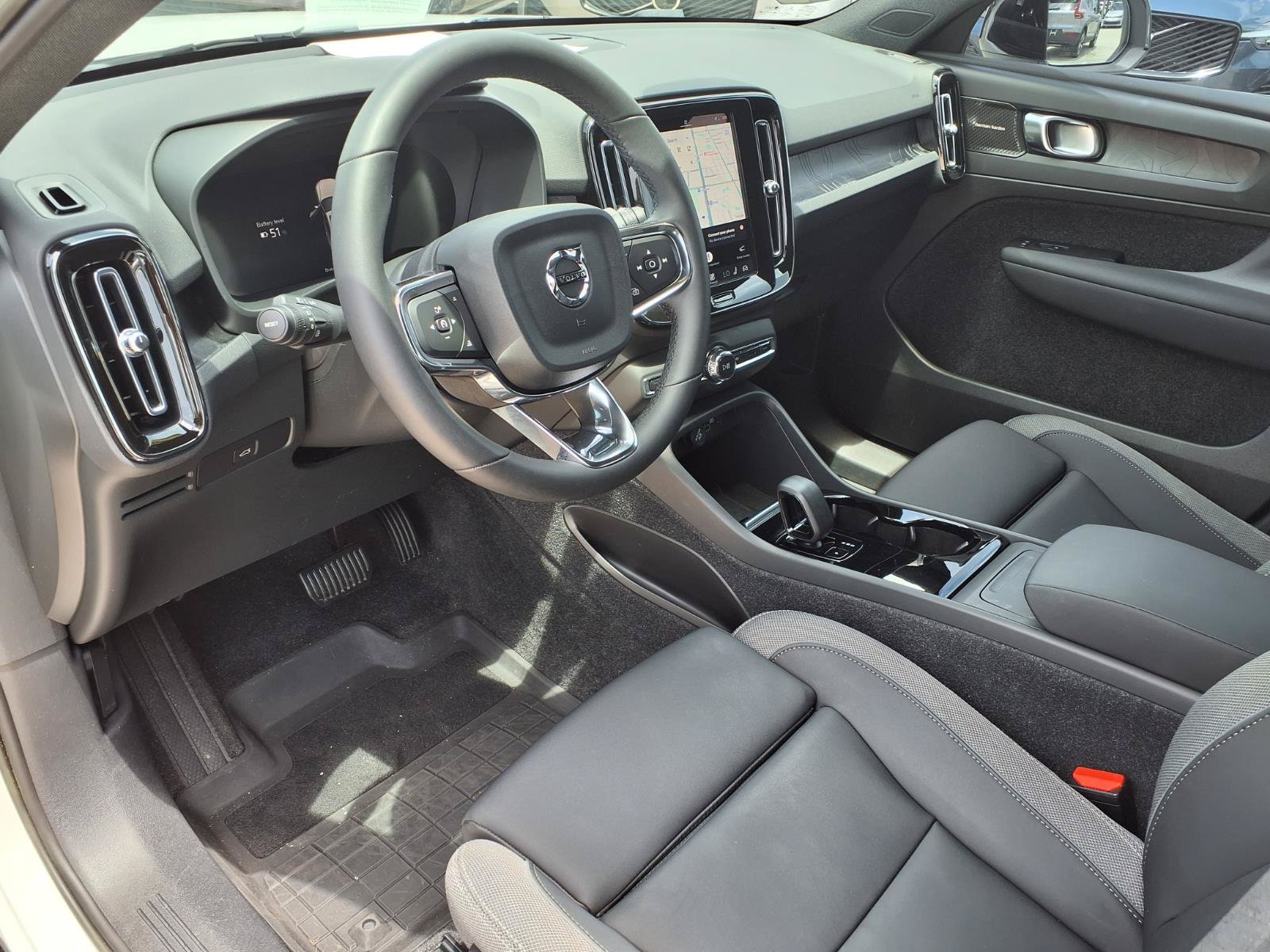 Certified 2023 Volvo XC40 Recharge Ultimate w/ Protection Package Premier AWD/4WD image 20