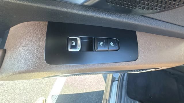 Used 2022 Kia Telluride SX w/ SX Prestige Package AWD/4WD image 15
