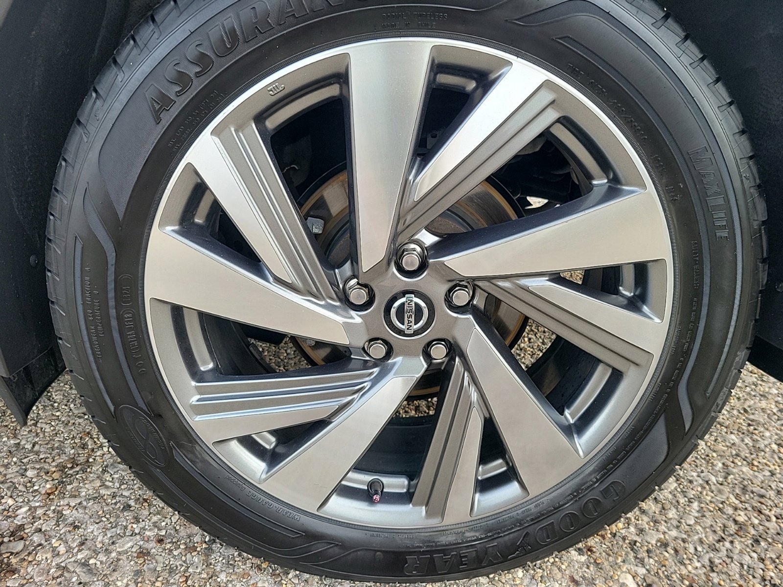 Used 2020 Nissan Murano SL w/ Cargo Package FWD image 12