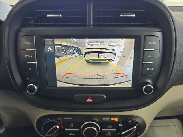 Certified 2025 Kia Soul LX FWD image 16