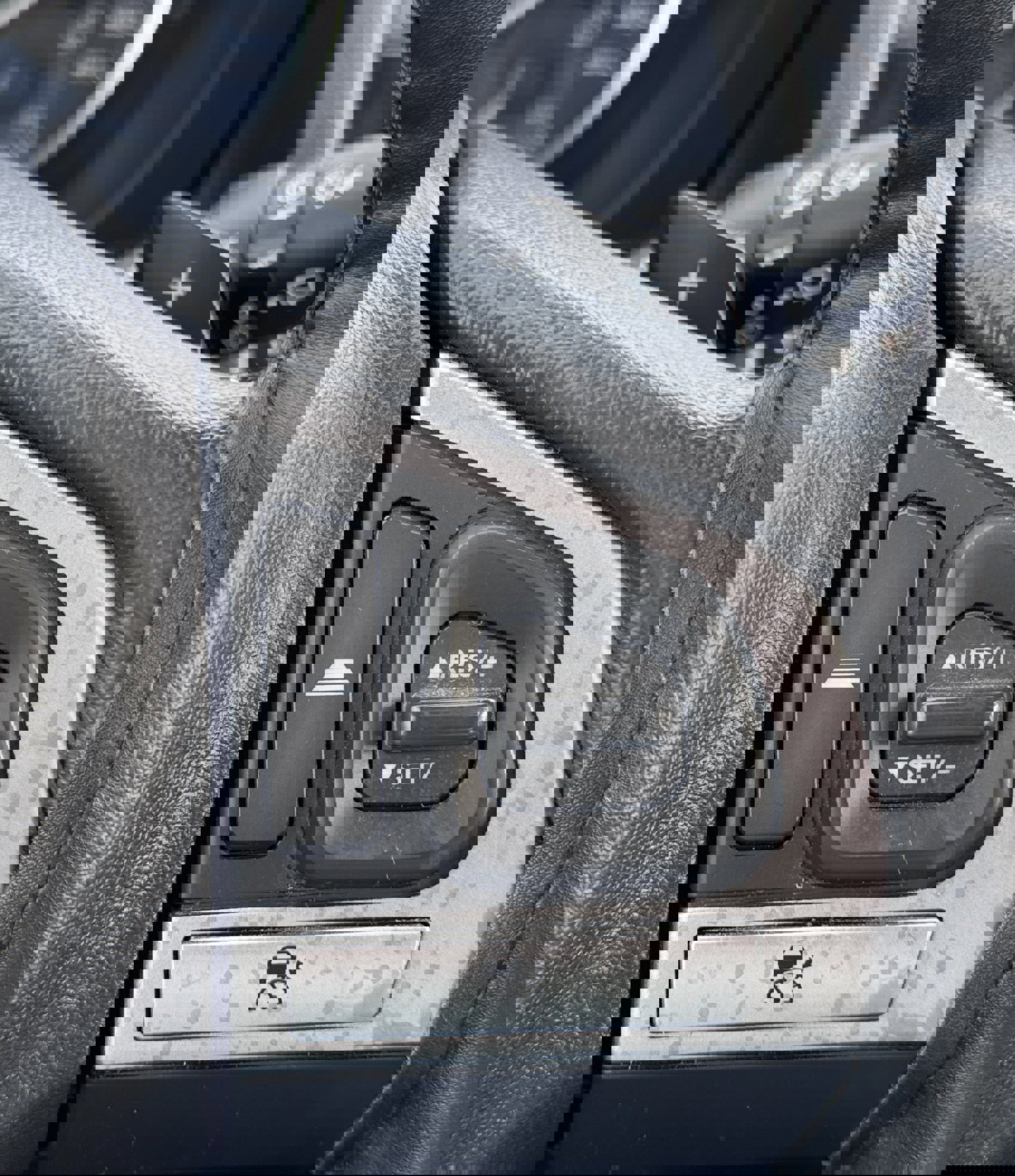 Used 2017 Subaru Crosstrek 2.0i Limited image 20