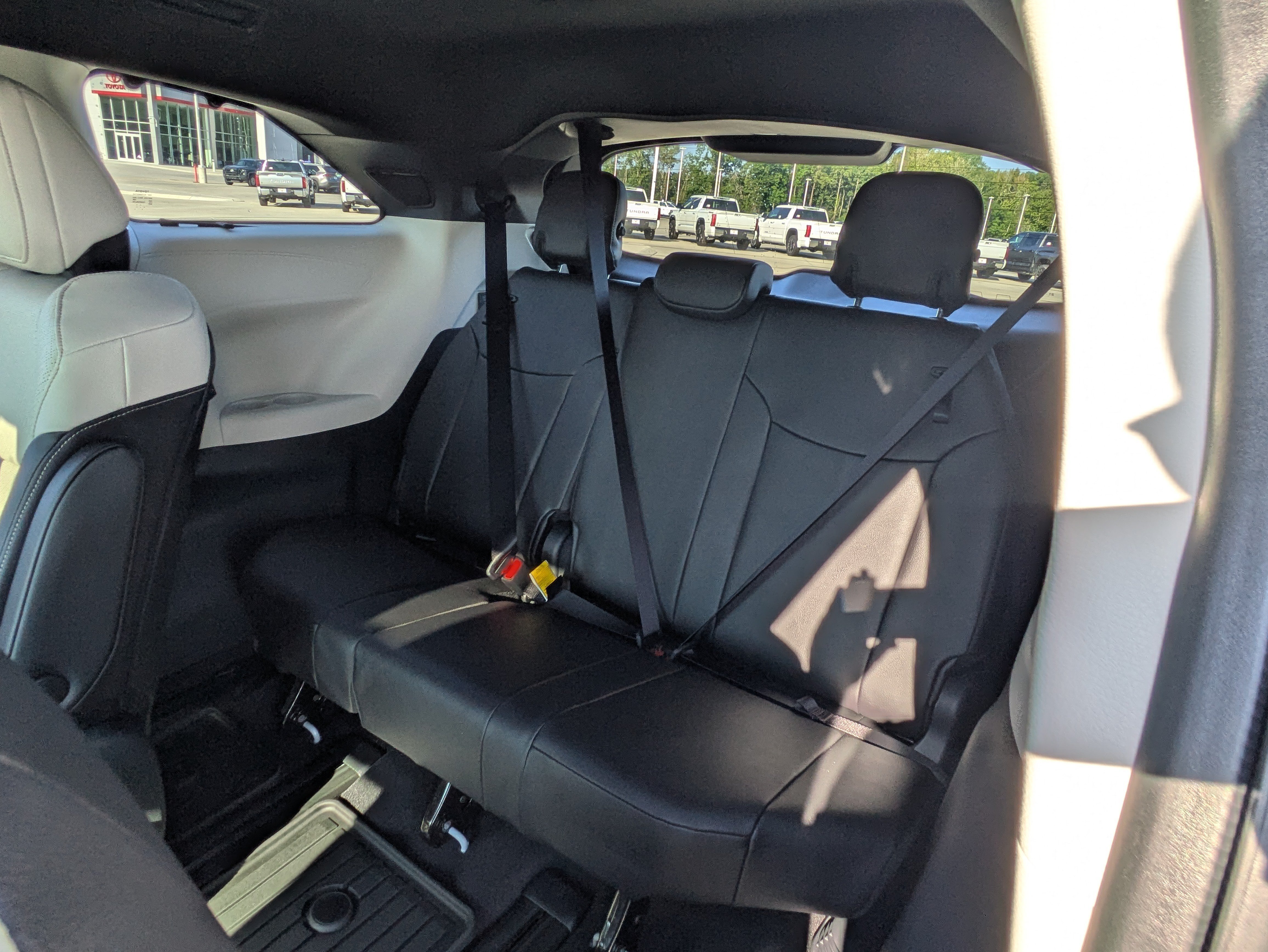 New 2026 Toyota Sienna Limited AWD/4WD image 15