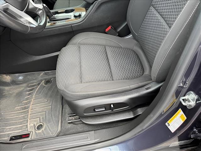 Used 2018 GMC Acadia SLE AWD/4WD image 6