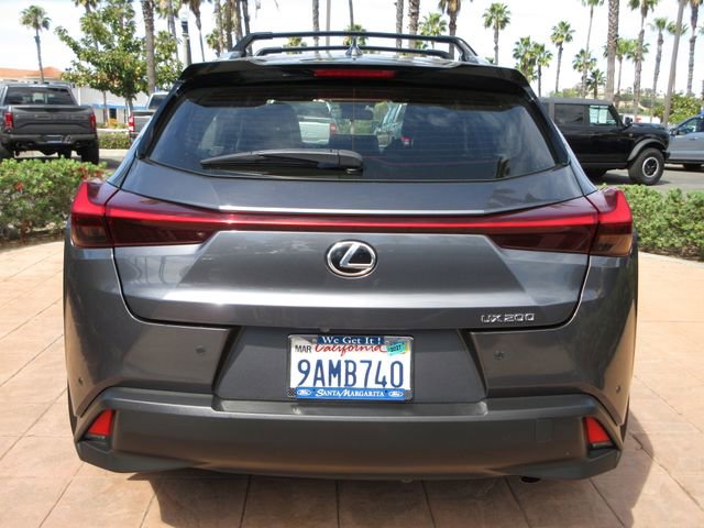 Used 2022 Lexus UX 200 w/ Accessory Package (Z1) image 3