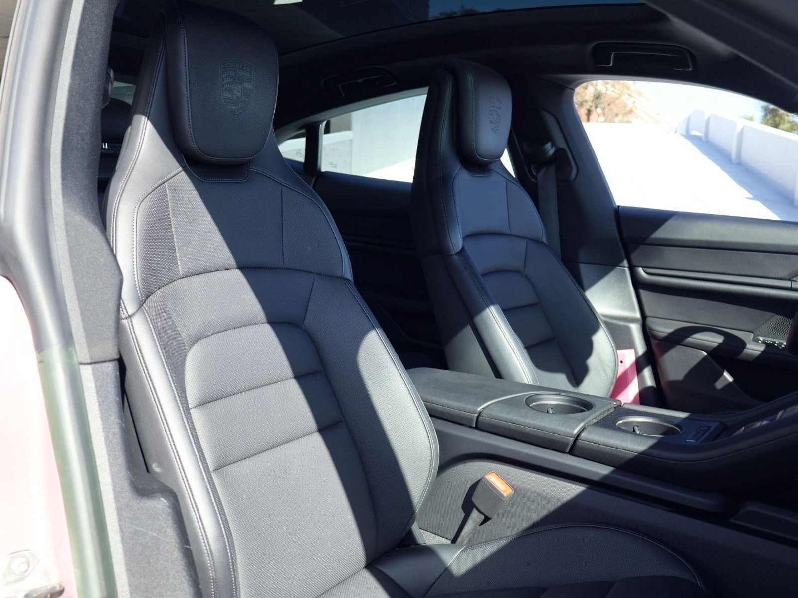 Certified 2023 Porsche Taycan w/ Premium Package RWD image 24