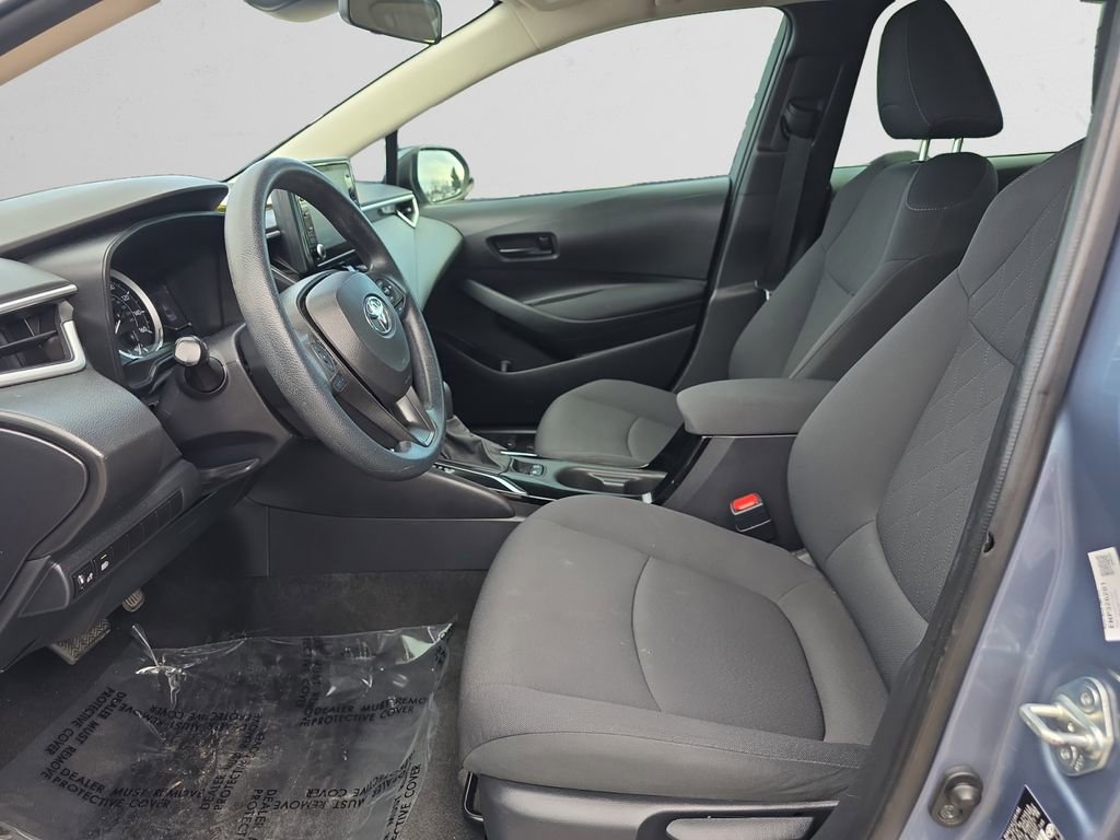 Used 2022 Toyota Corolla LE image 10