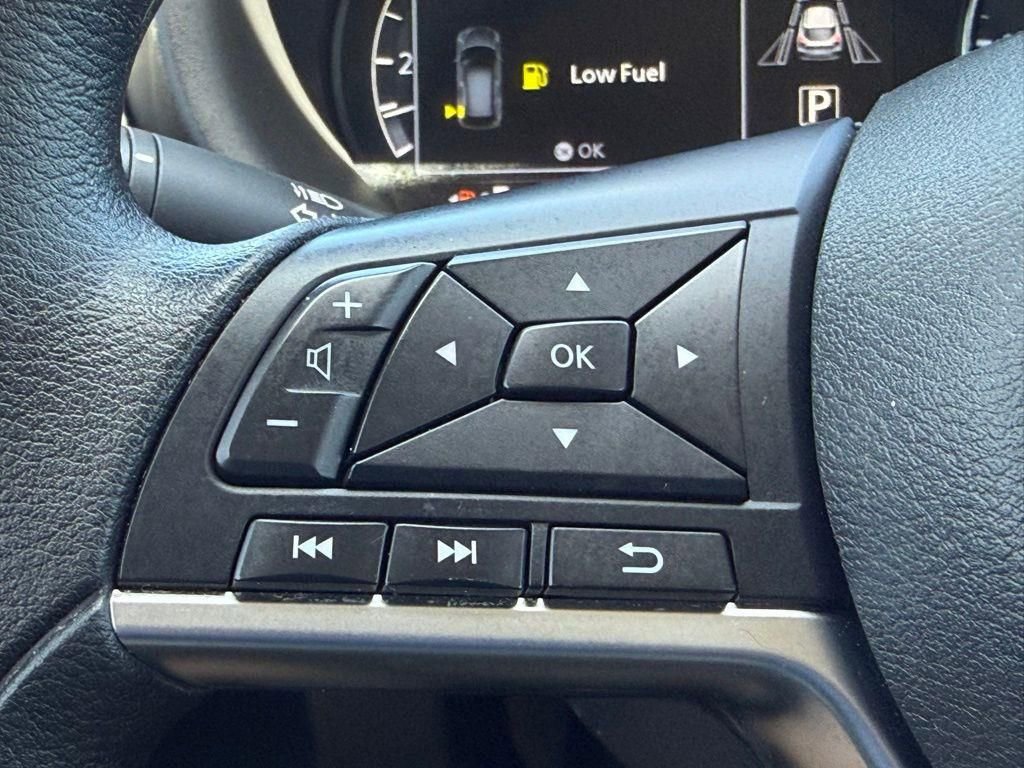 Used 2024 Nissan Kicks SV FWD image 17