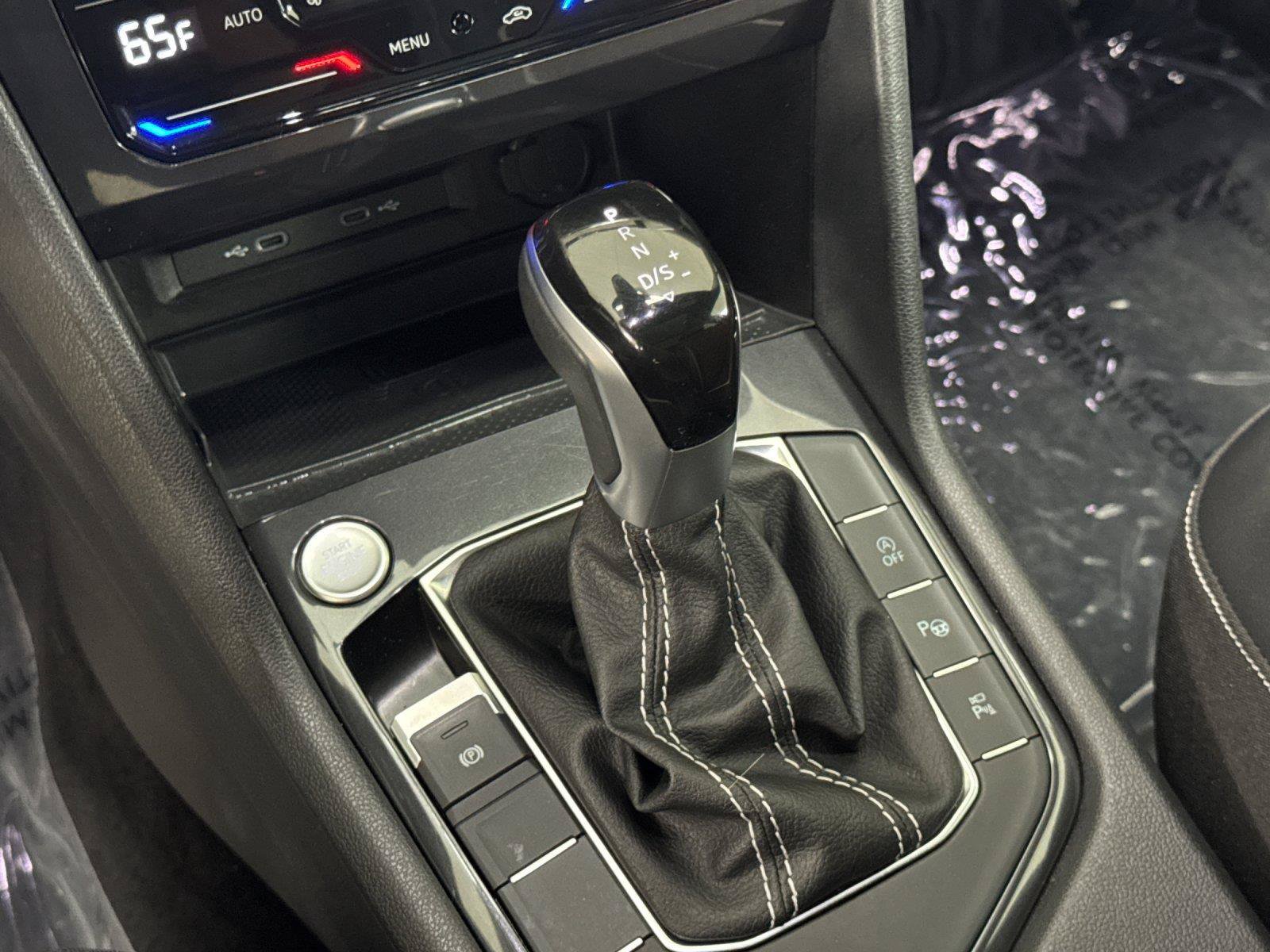 Used 2024 Volkswagen Tiguan SEL R-Line AWD/4WD image 21