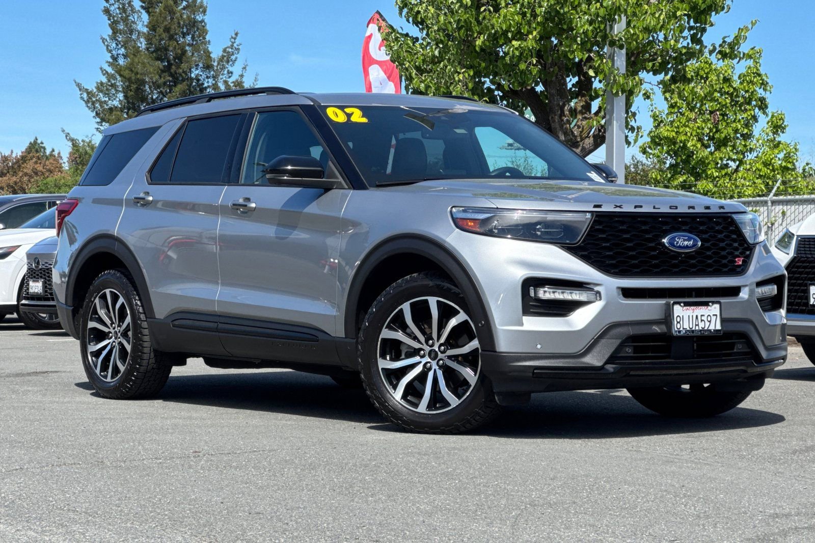 Used 2020 Ford Explorer ST w/ Premium Technology Package image 2