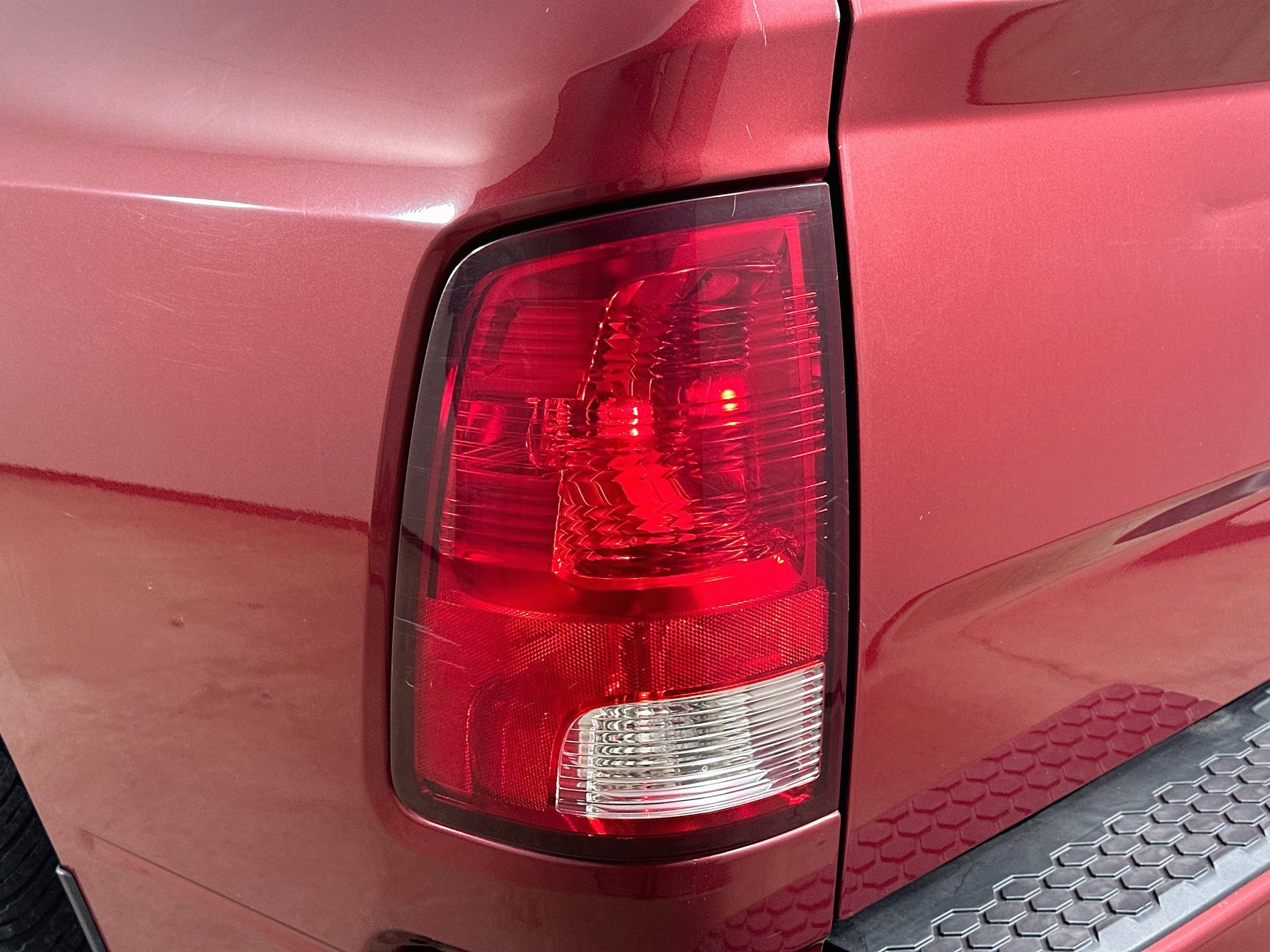 Used 2014 RAM 1500 Express AWD/4WD image 35