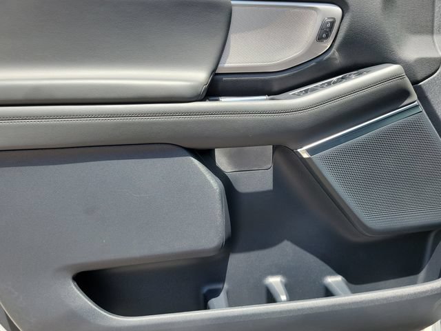 New 2026 Ford Expedition Active RWD image 12