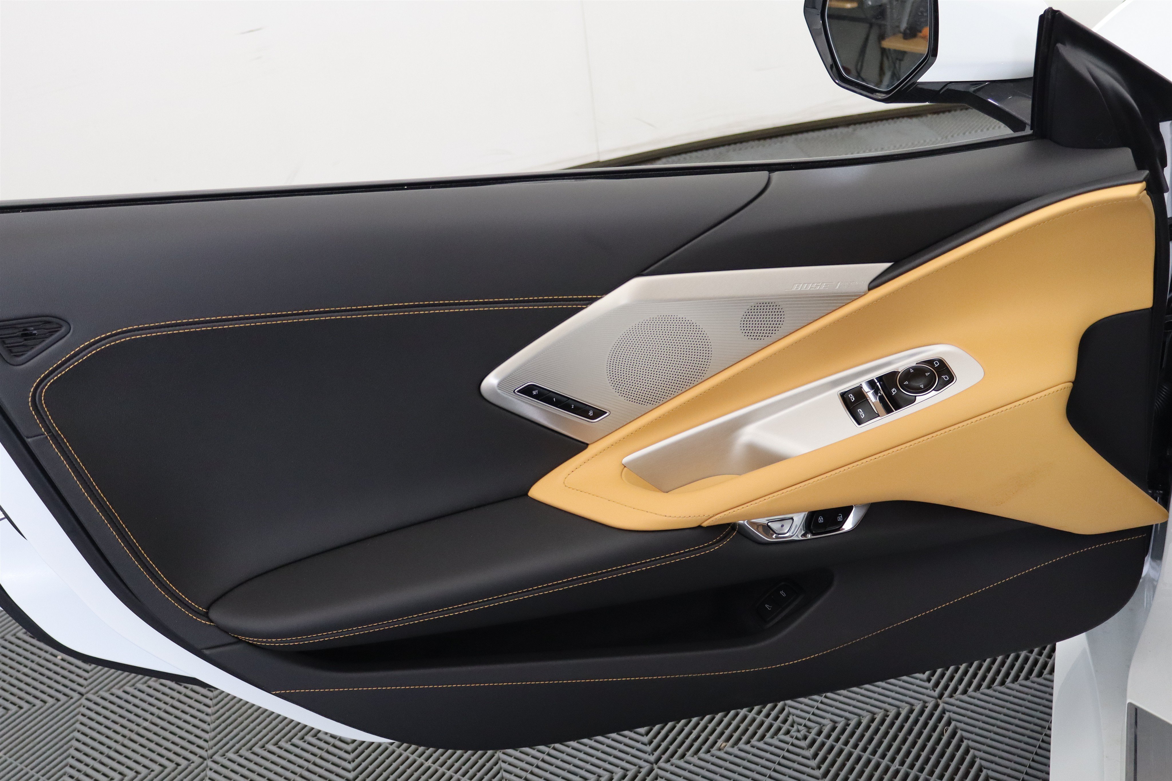 New 2026 Chevrolet Corvette Stingray Preferred Cpe w/ Z51 Performance Package RWD image 31