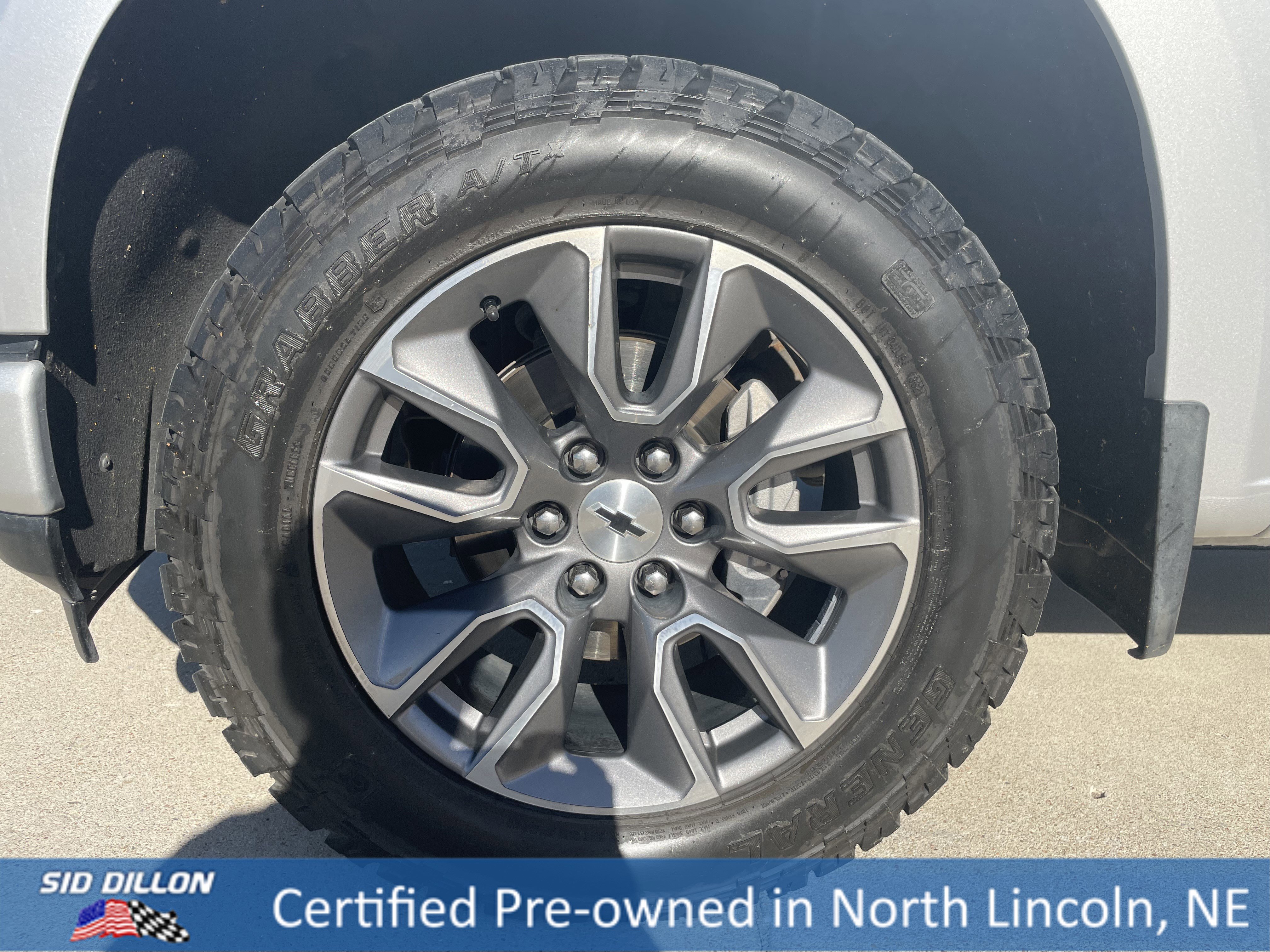 Used 2019 Chevrolet Silverado 1500 RST w/ All-Star Edition image 9